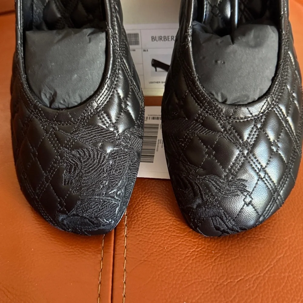 Burberry Black Leather Baby Pump Shoes